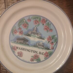 Washington D.C. Souvenir Plate with Floral Design